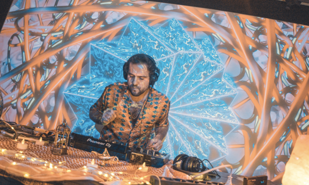 GÈNESI: UN ESPECTACLE DE DANSA I ART DIGITAL IMMERSIU