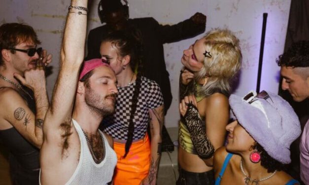 EL DOCUMENTAL “OMEGA WANTS TO DANCE” S’ESTRENA EL CAP DE SETMANA DEL 5 DE DESEMBRE